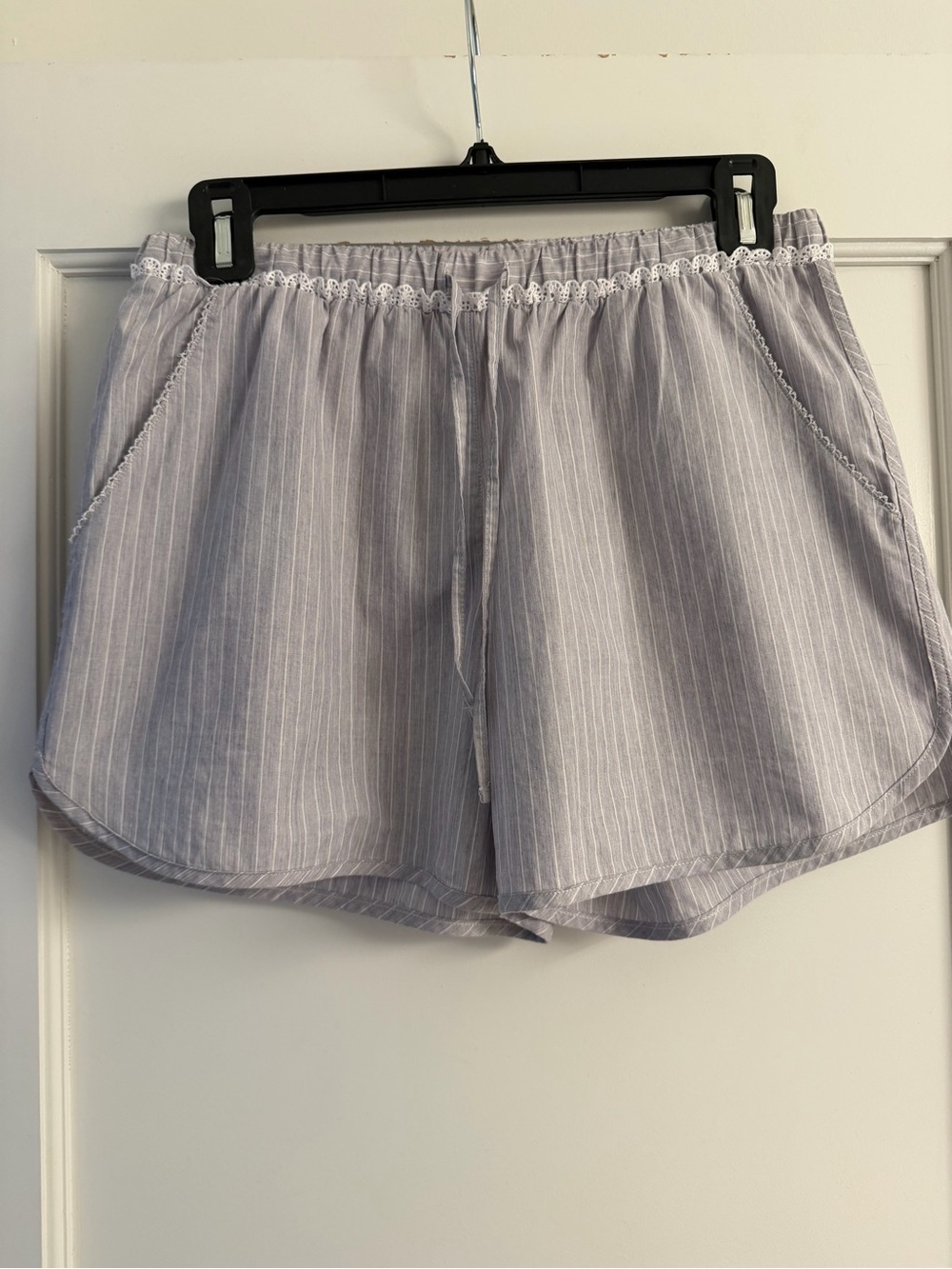 intimissimi Light Gray Pajamas Lounge Shorts - Picture 2 of 7